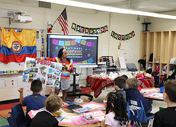  Western Union Elementary parent teaches students about Peru
